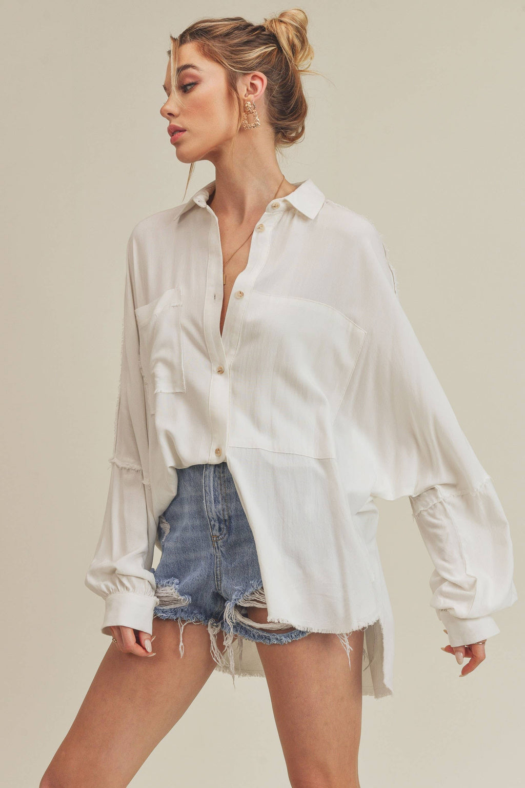 879AK Delilah Shirt Unisex