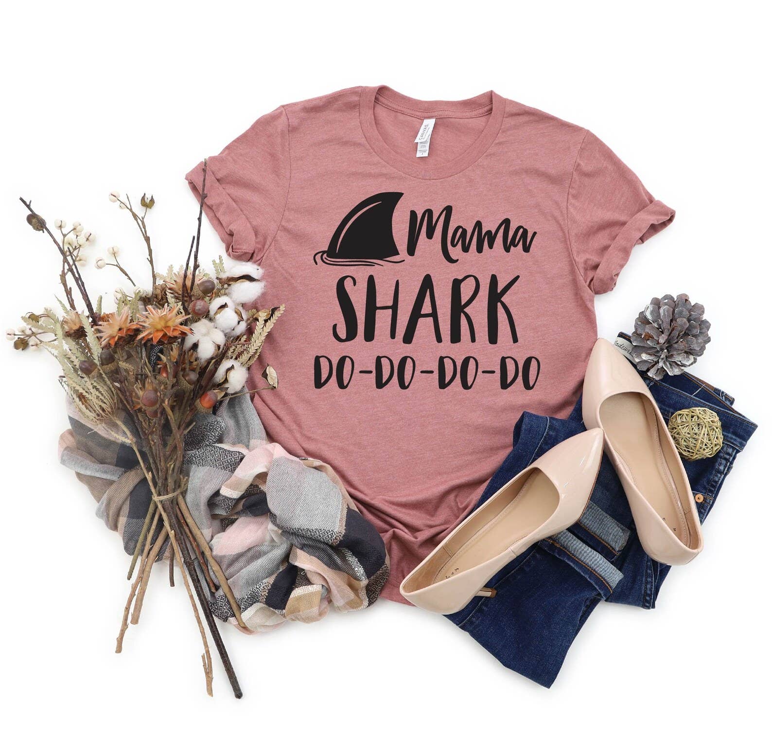Mama Shark Do Do Do T-Shirt