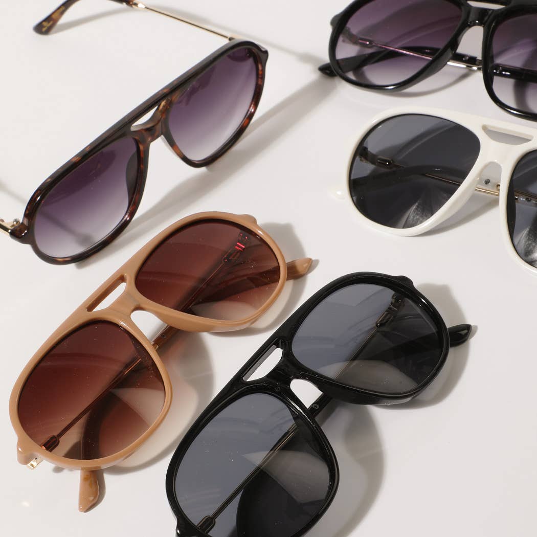 Round Shape Tined Thin Leg Fashion Sunglasses