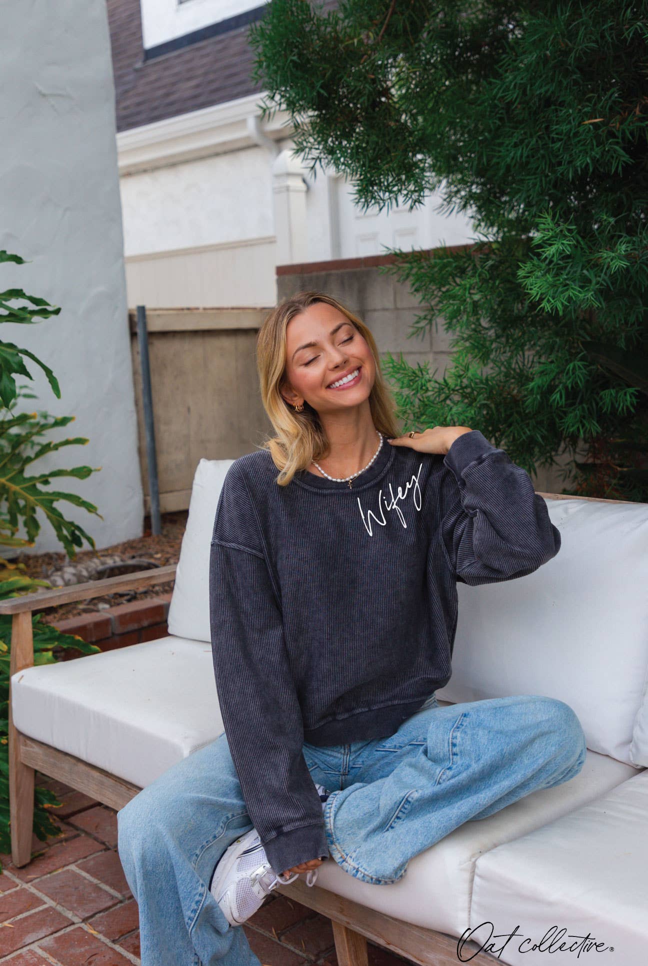 Wifey Cropped Thermal Vintage Pullover