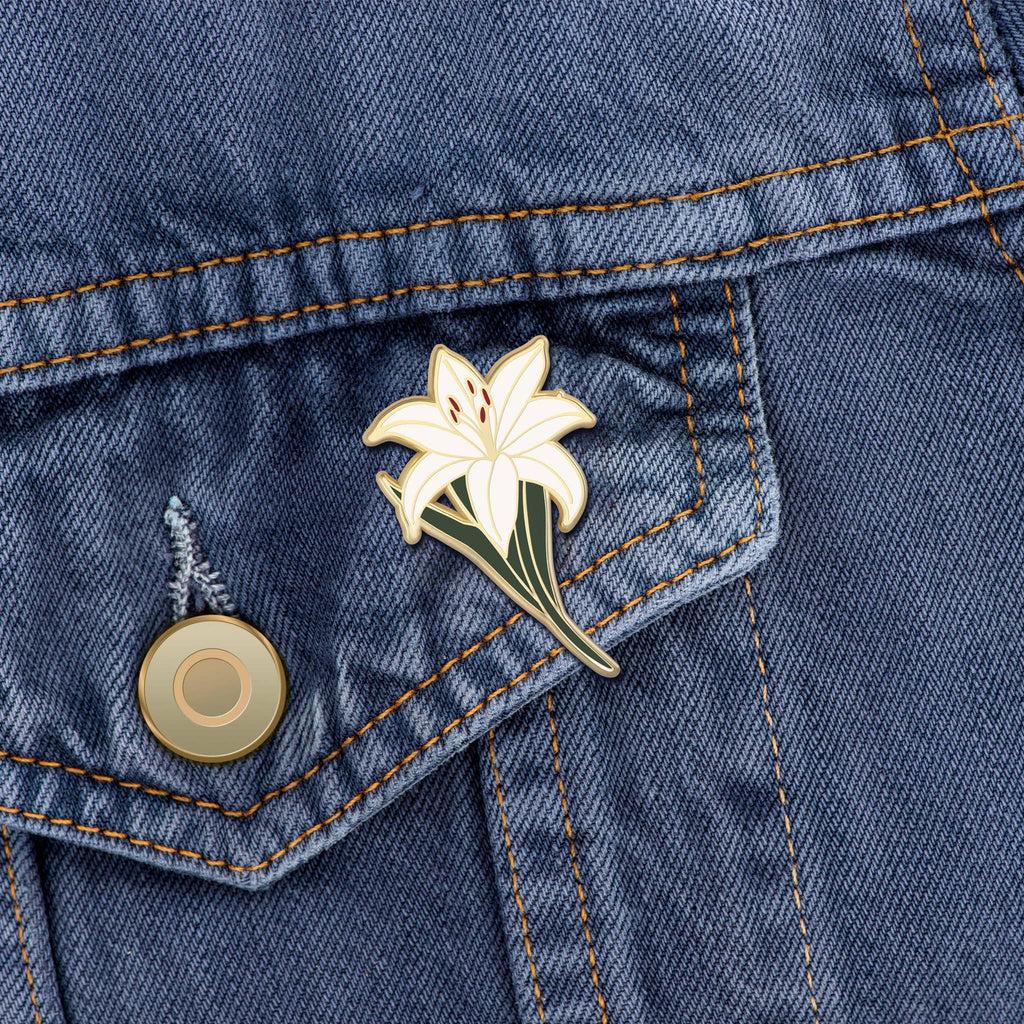 White Lily Flower Enamel Pin | Wedding Lapel Pin Unisex