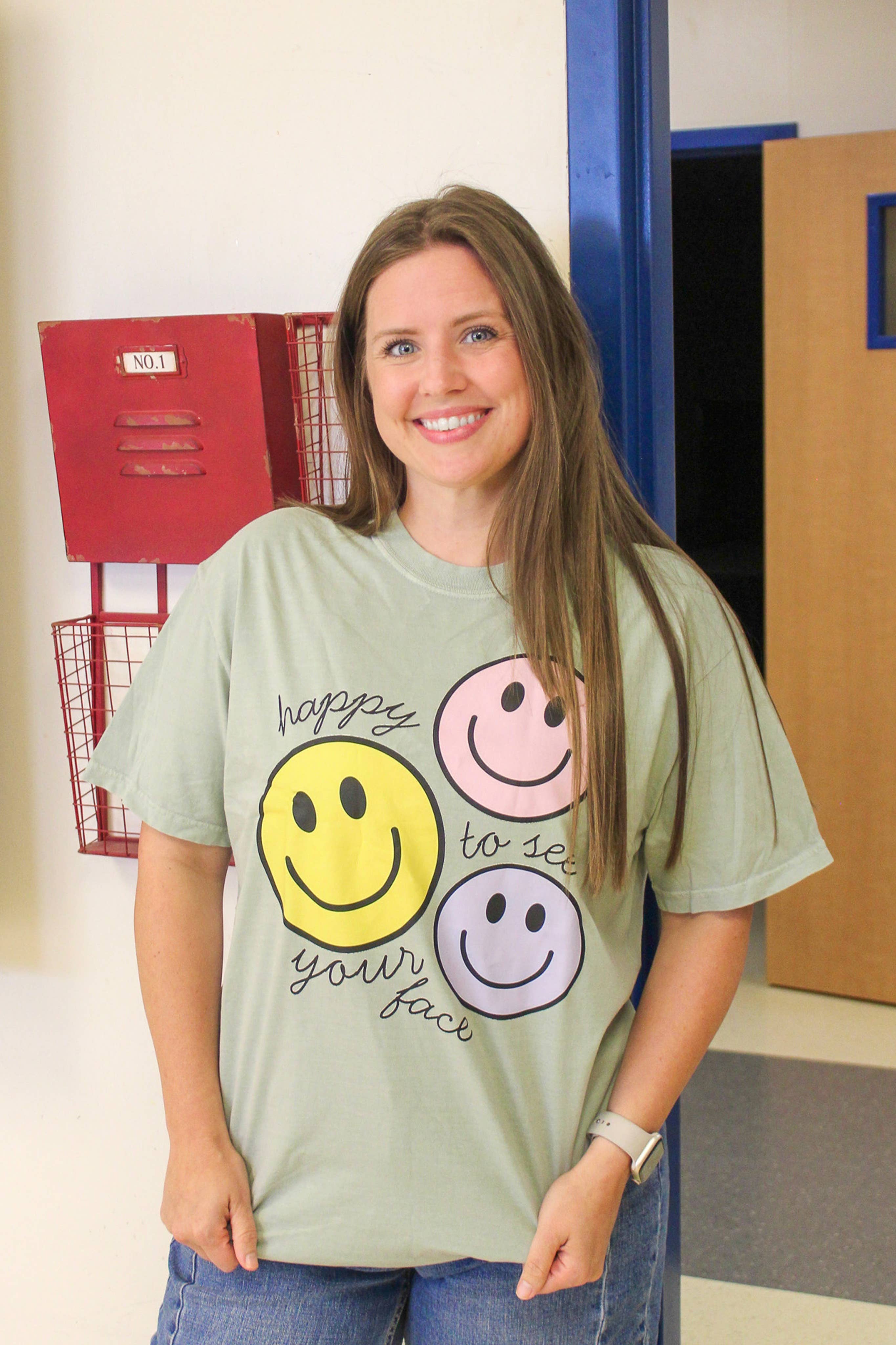 Happy To See Your Face Graphic Tee