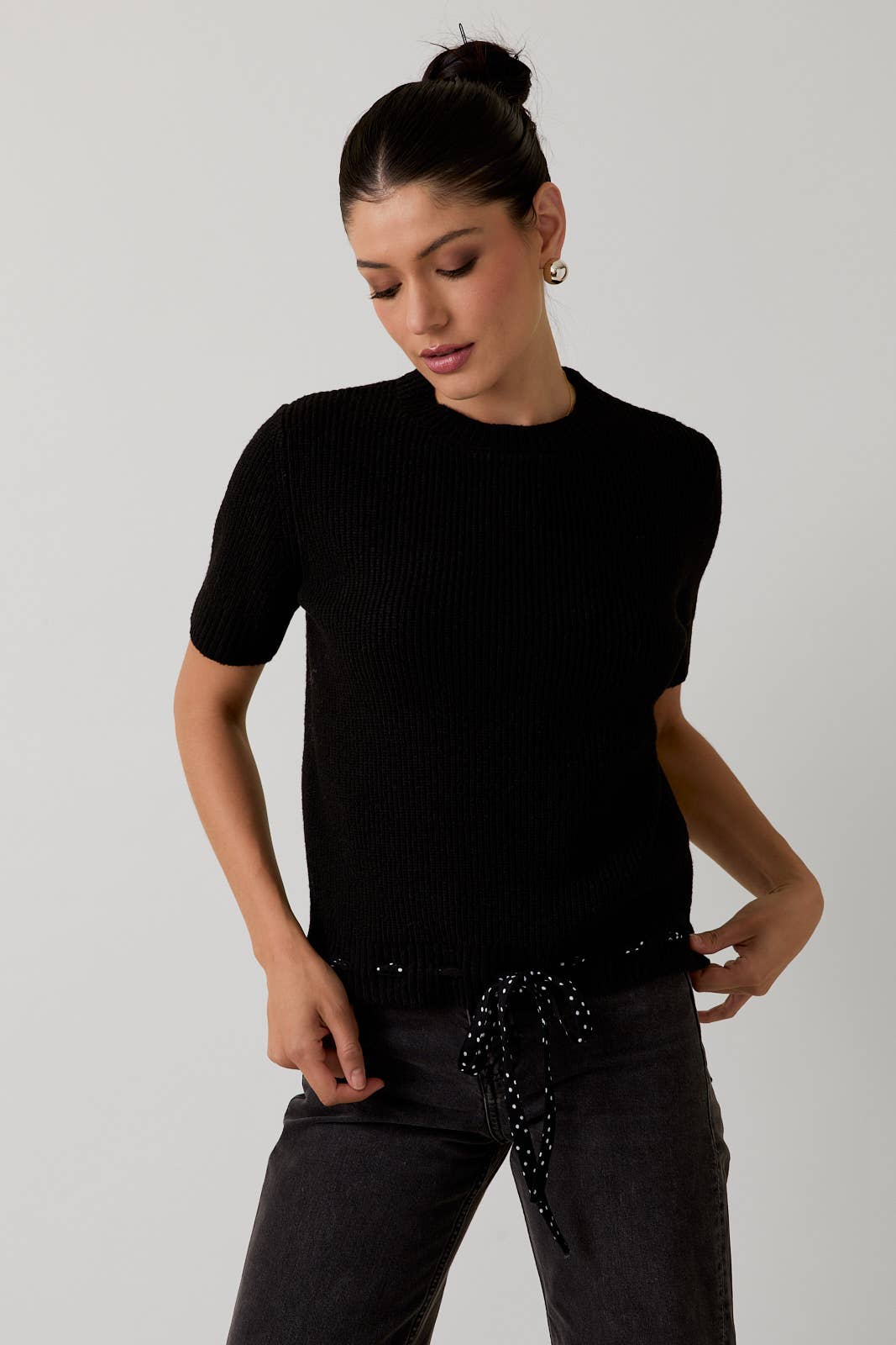 Round Neck Short Sleeve Waist Bow Tied Sweater Top