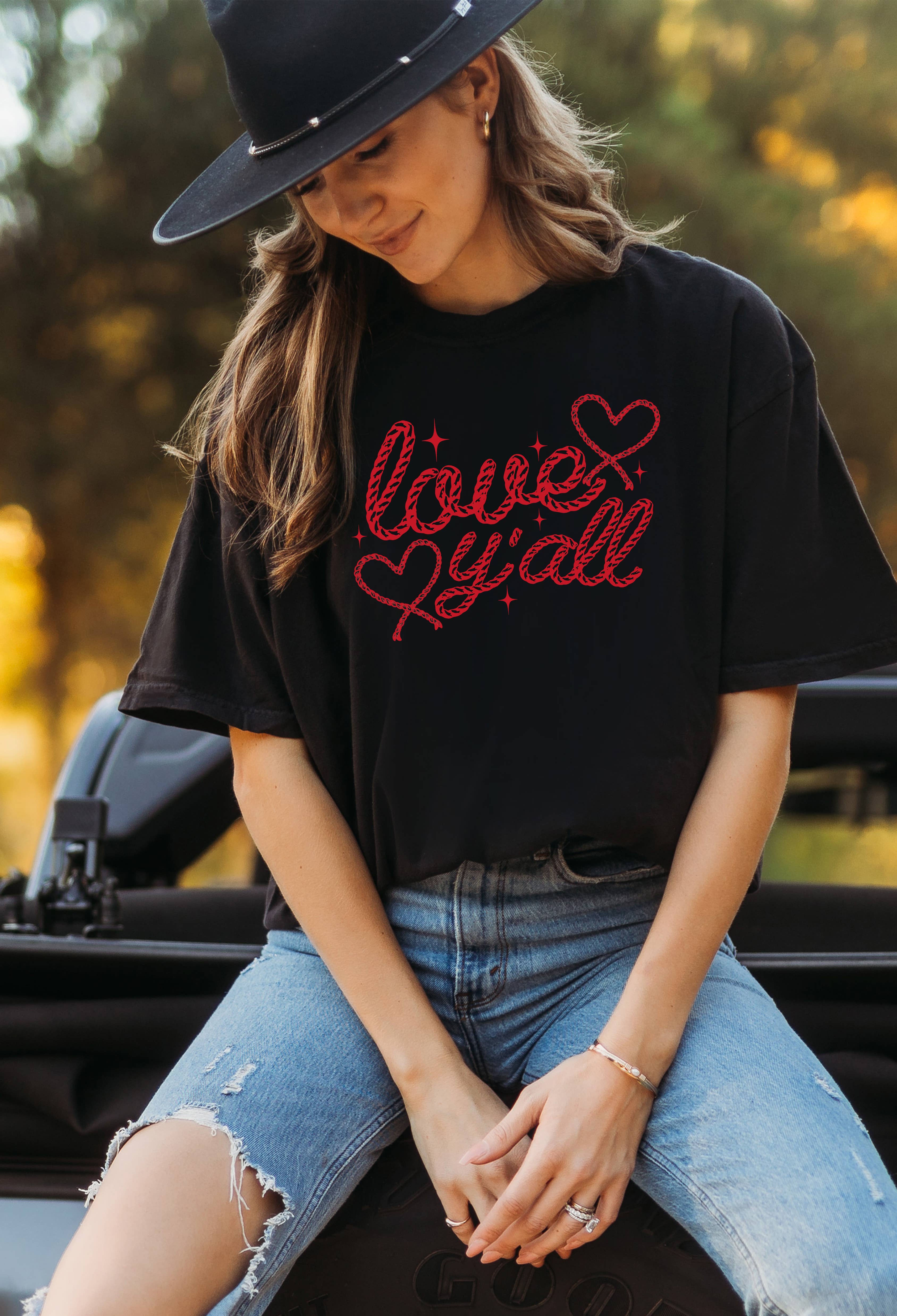 Love Y'all Graphic Tee