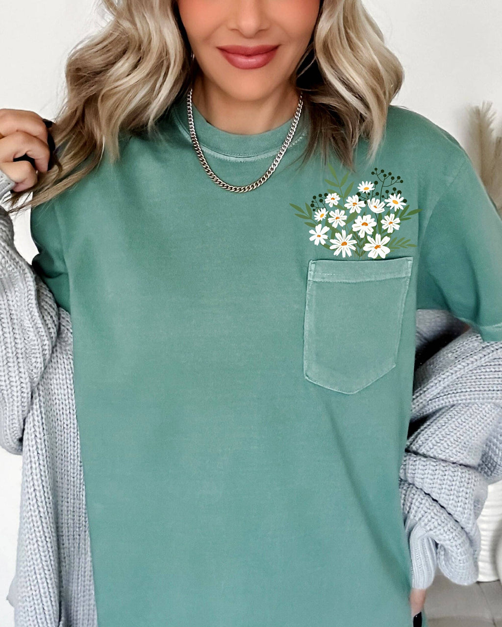 Floral Pocket, Vintage Flowers, Boho, Gardening Nature Shirt Unisex