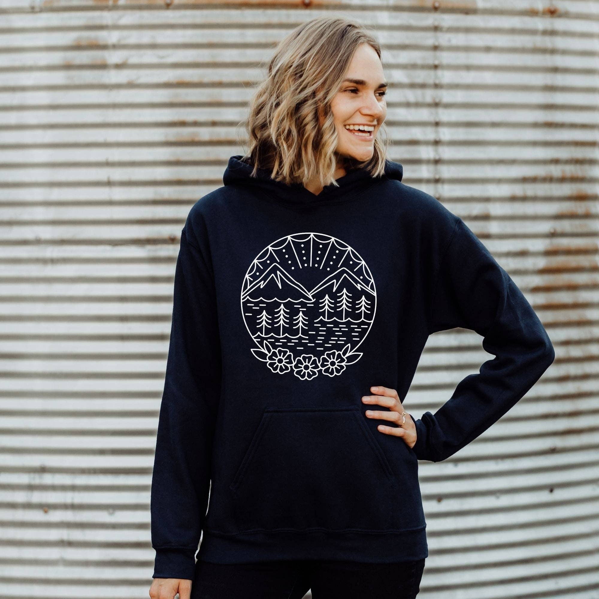Traditional Mountain Scene Crewneck Sweatshirt Hoodie 073