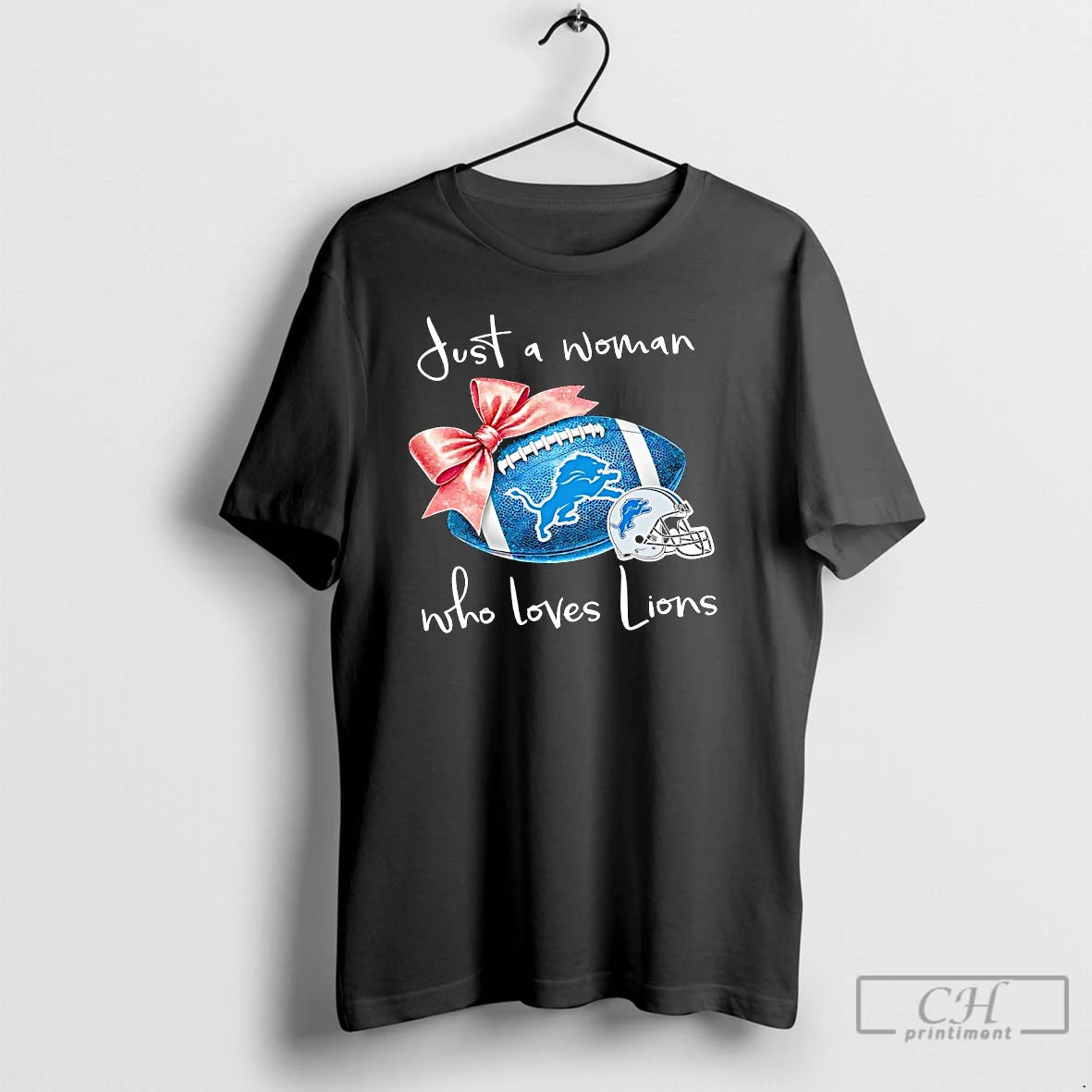 Classic Just A Woman Who Loves Detroit Lions Pink Bow Helmet T Shirts