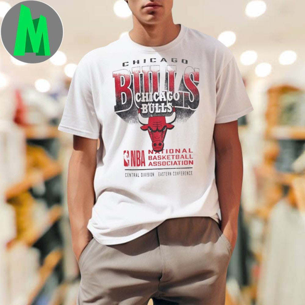 Chicago Bulls NBA Gradient Logo Unisex