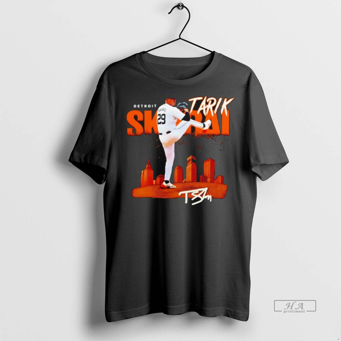 Official Trendy Tarik Skubal Detroit Tigers Skyline Pitching Signature Tee Sweater