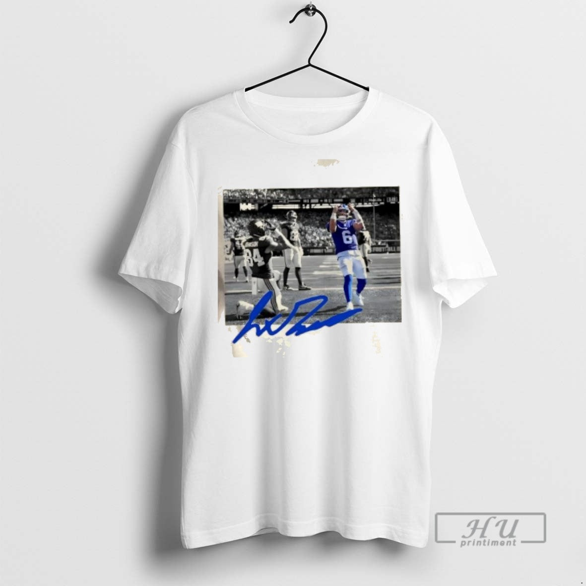 Trending Officials New York Giants Jaxson Dart Touchdown Signature T Shirt Sweatshirt Hoodies