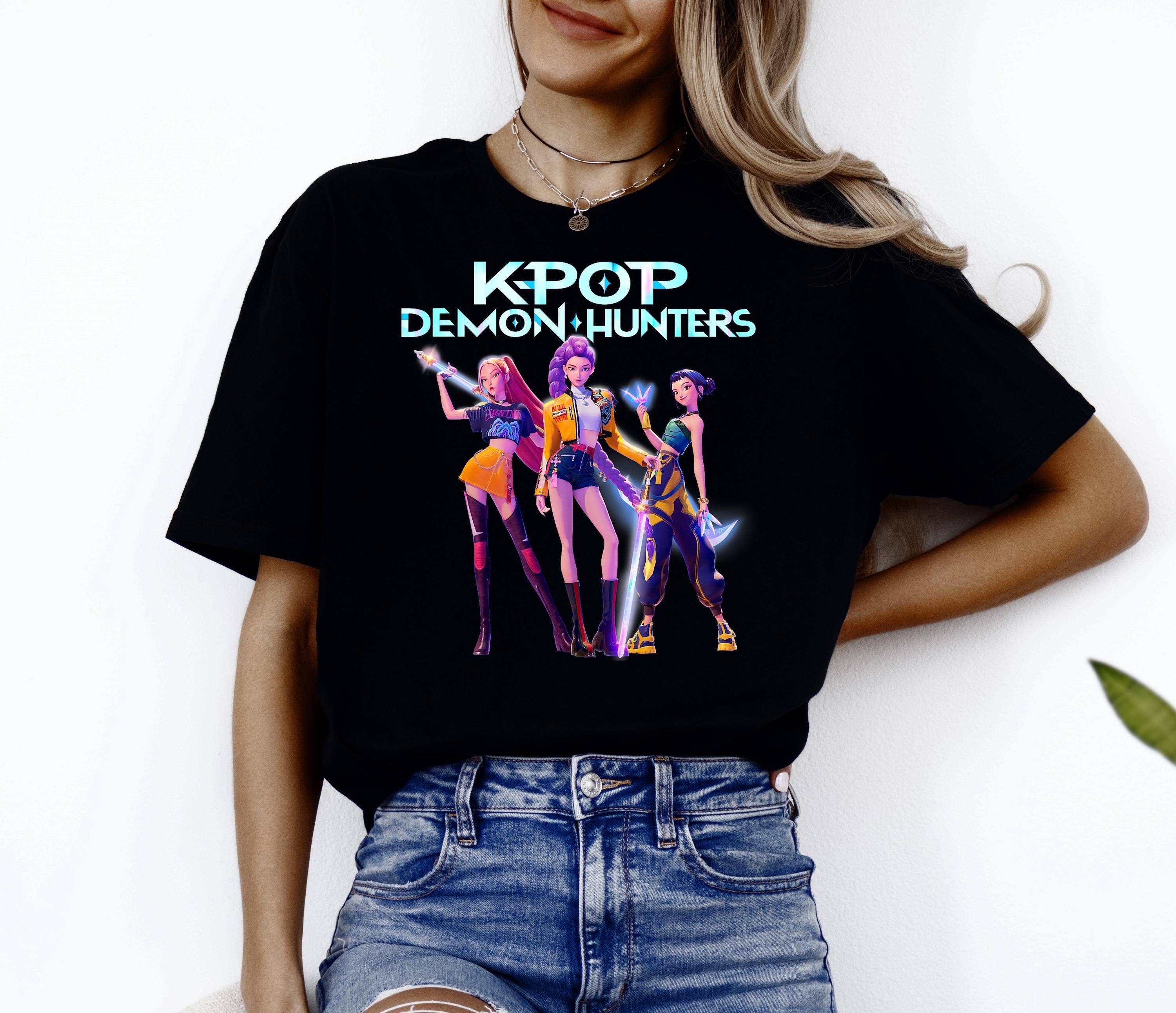Kpop Demon Hunters Heroic Poses Group Shot Shirt