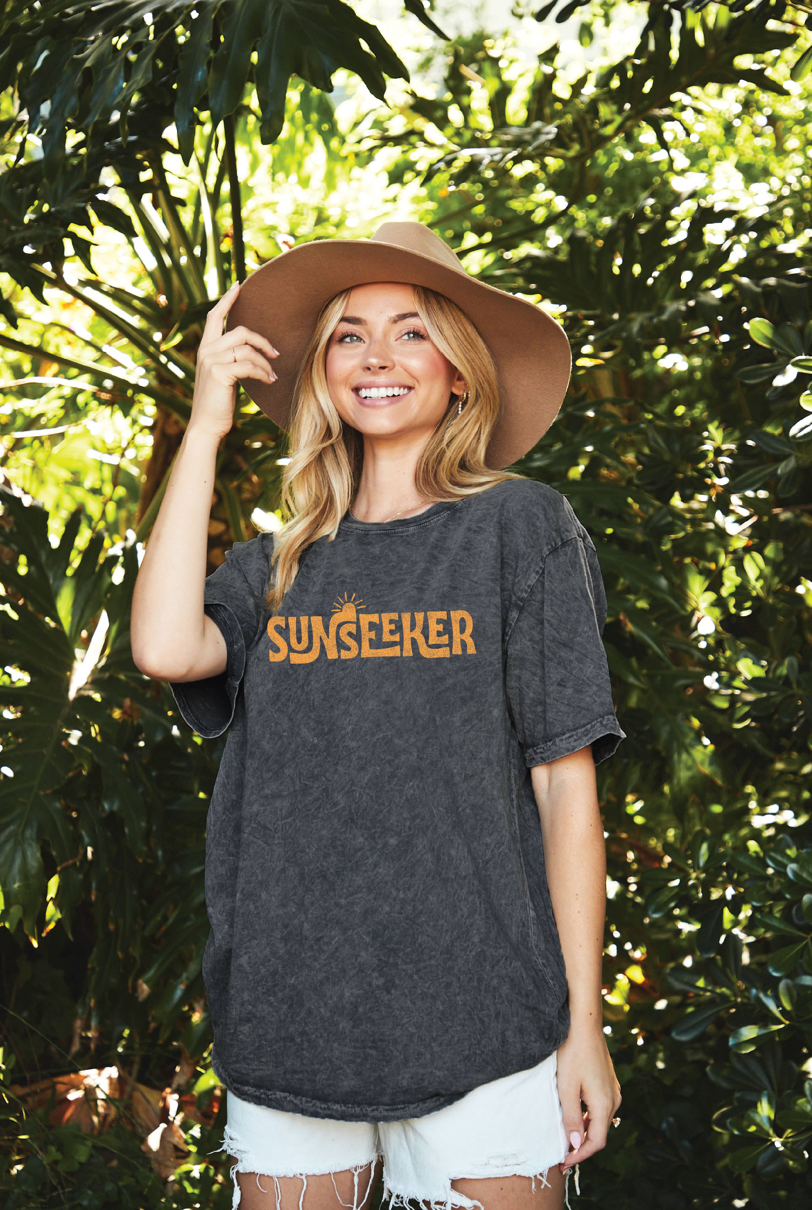 Sunseeker Oversized Graphic Top