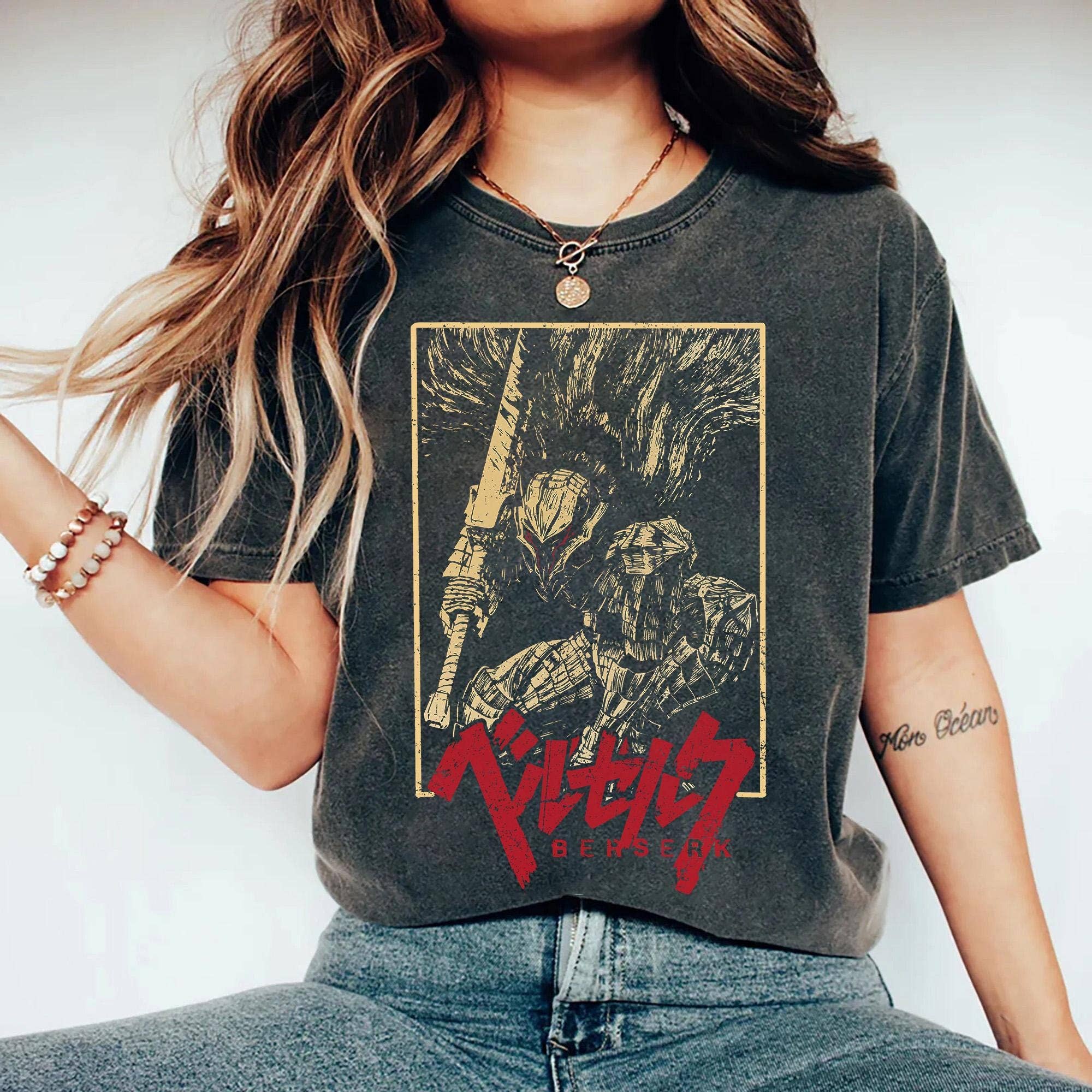 Berserk Armor Vintage Anime Manga Graphic Tee