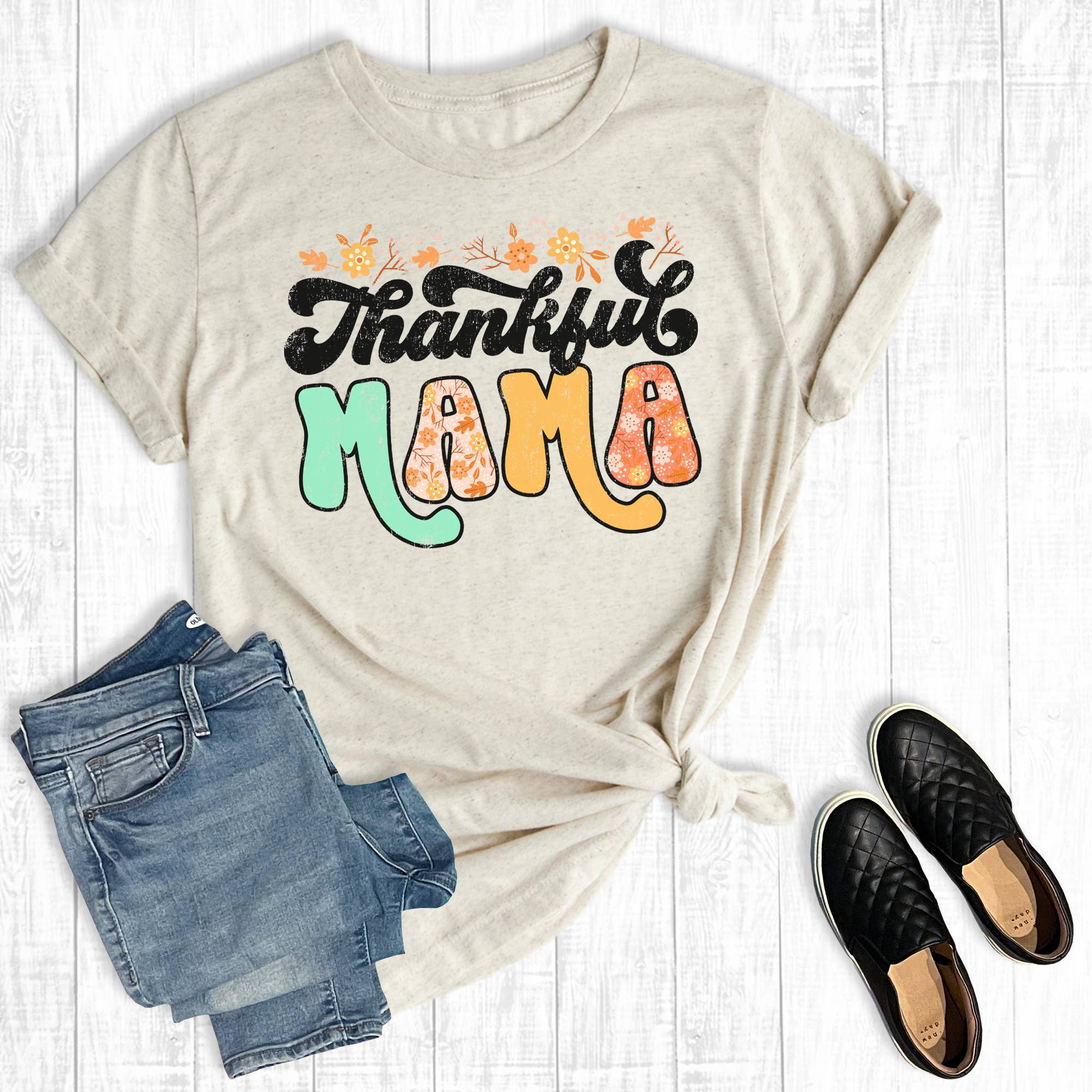 Boho Thankful Mama Graphic Tee