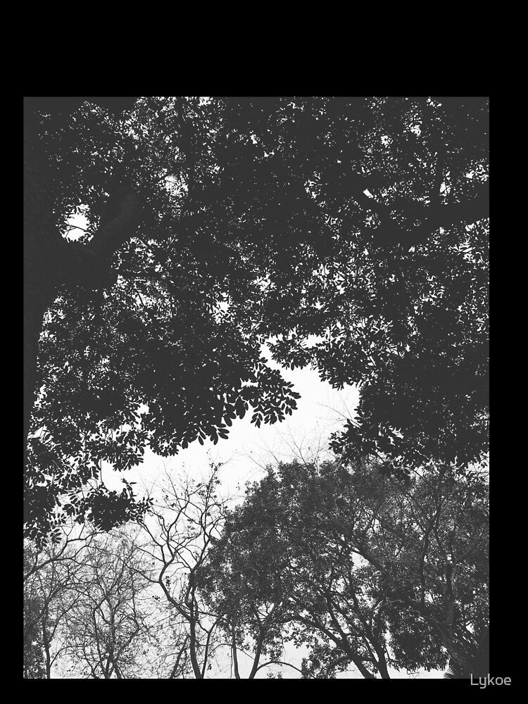 Black and white leaves by Lykoe Unisex
