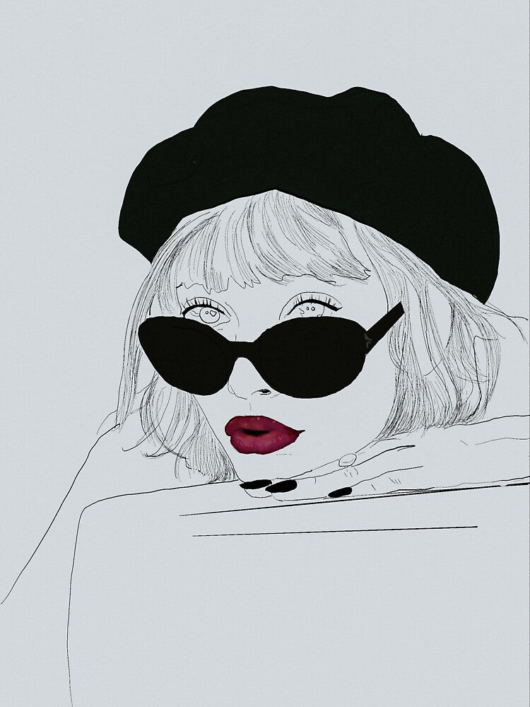 Minimalist Chic Woman by apopofbeauty Unisex