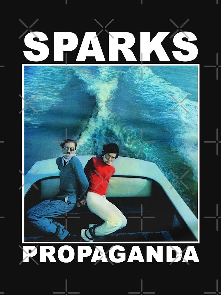 propaganda by leonilalinde Unisex