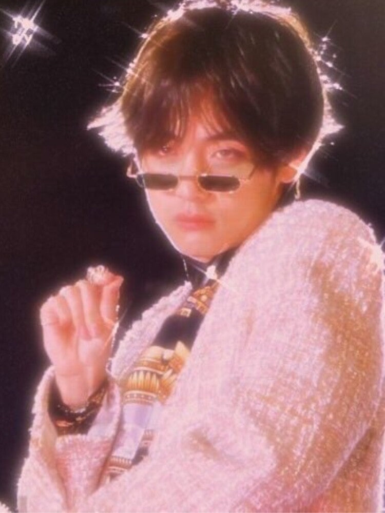 BTS V 90s AESTHETIC by RENEESDEARDREAM Unisex