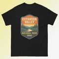 Cuyahoga Valley National Park – Ohio Retro Badge D3 - Unisex T-Shirt