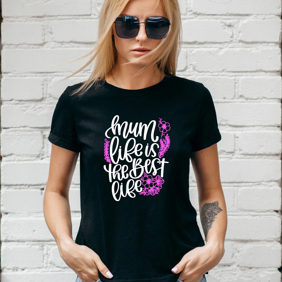 MUM LIFE IS THE BEST T-SHIRT, Gift for her, MOM, MOTHERS DAY, Various Colours