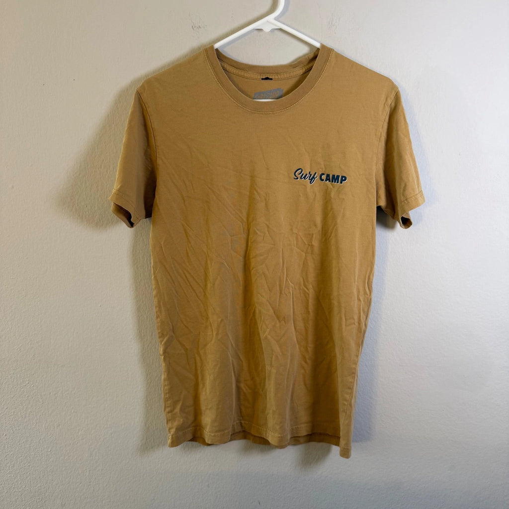 Surf Camp Hawaii Graphic T Shirt Mens Small Tan Short Sleeve Kamuela Logo Cotton