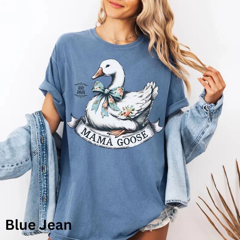 Cute Mama Goose Graphic Comfort Tee Unisex