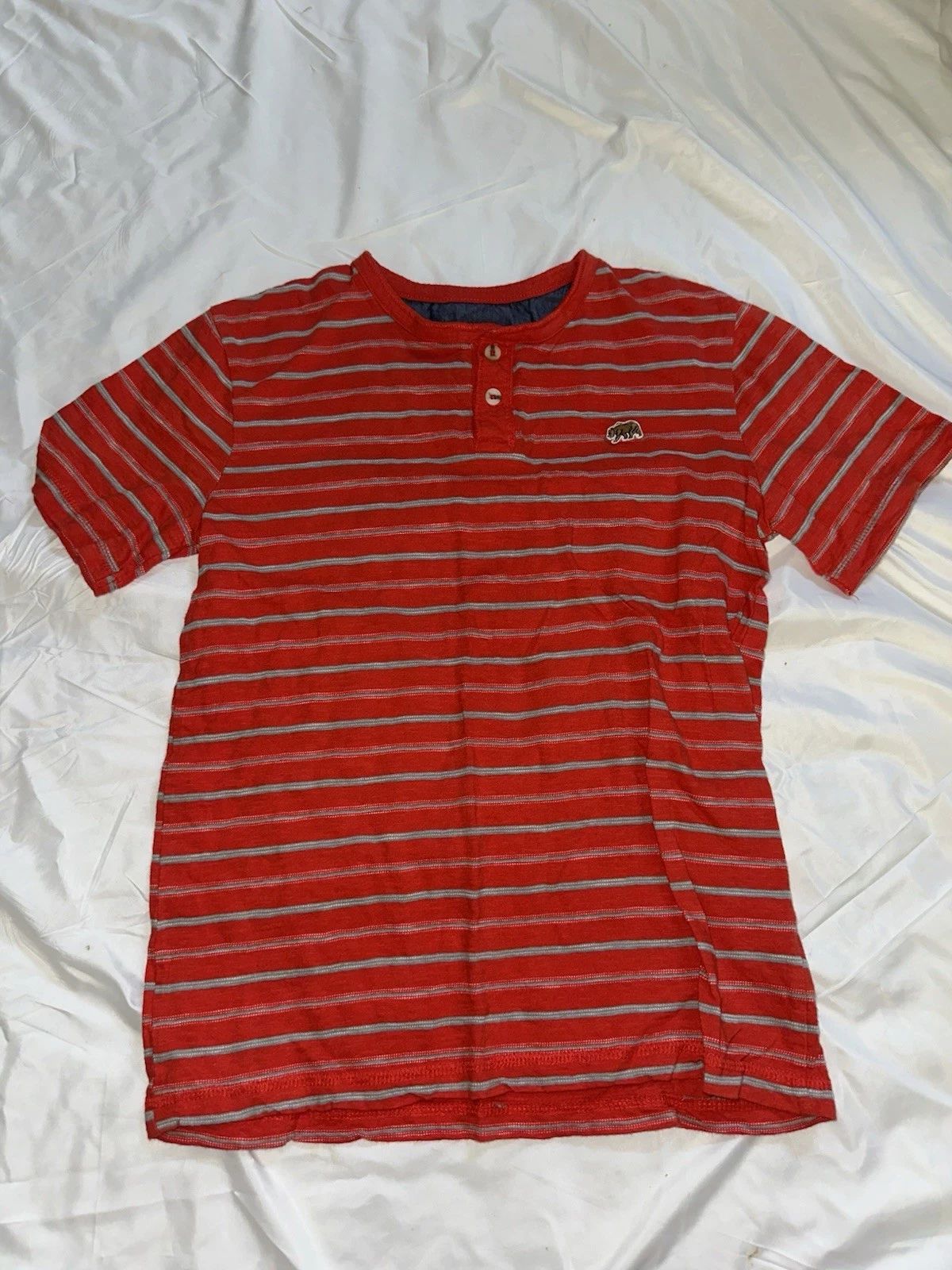 original lucky brand california shirt Medium Unisex