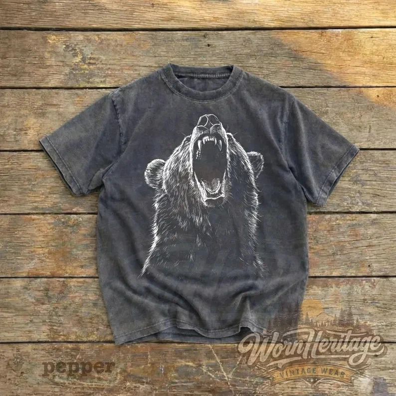 Retro Aesthetic Bear Animal Wildlife Comfort Tee Unisex