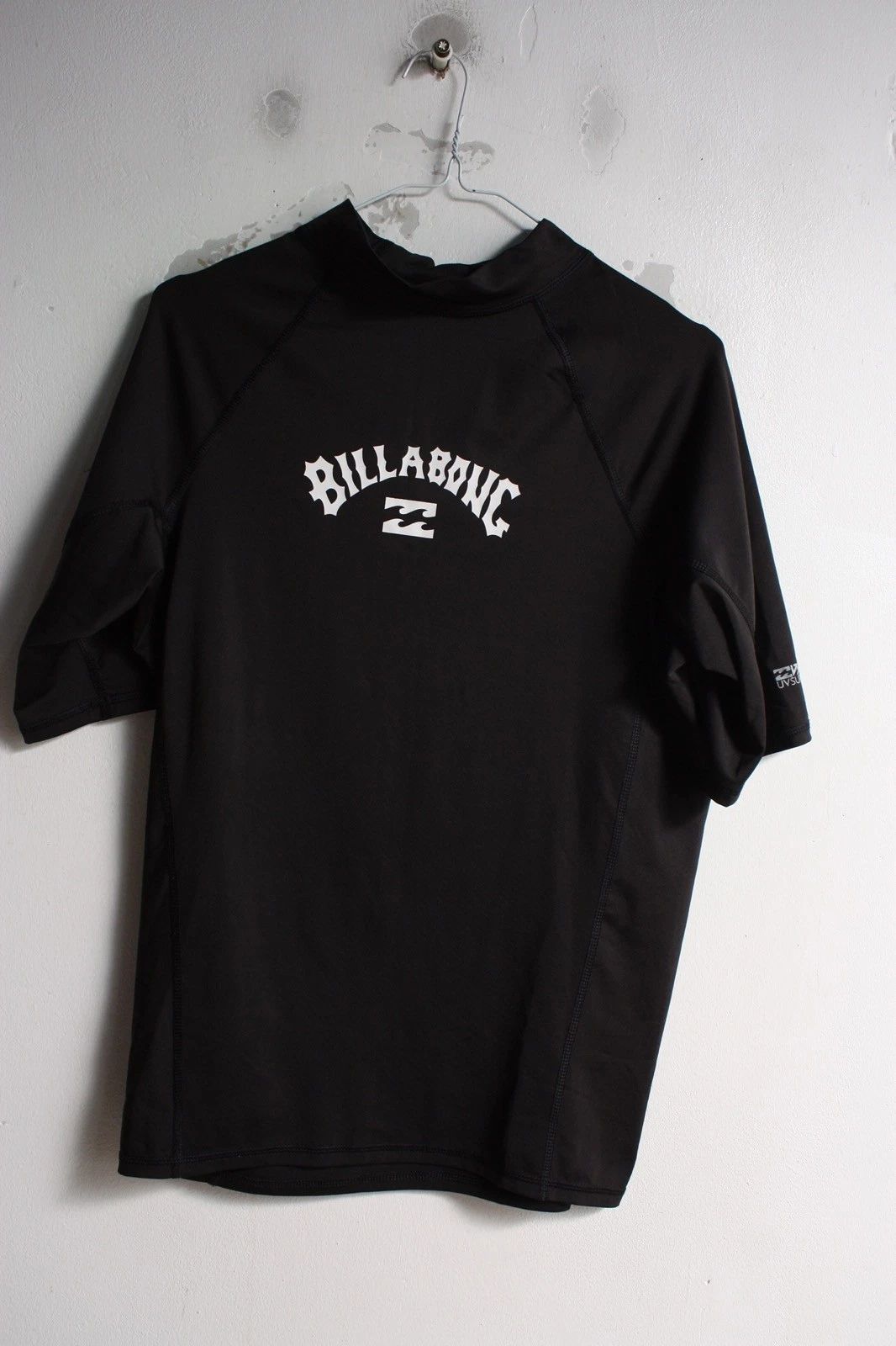 Billabong UV Surf Shirt Black - Size Medium M (G48) Unisex
