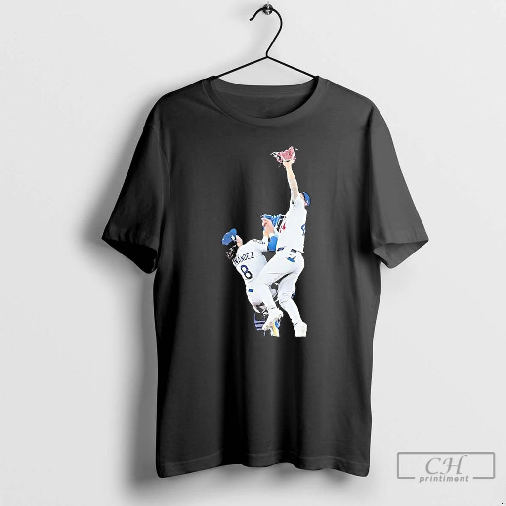 Premium Dodgers Game 7 Andy Page Kike Hernandez Outfield Catch Baseball Vintage T Shirts Unisex