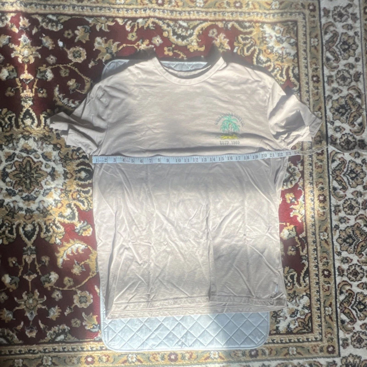 Quiksilver Men's Beige Graphic Print Logo Surf XL Regular Fit Unisex