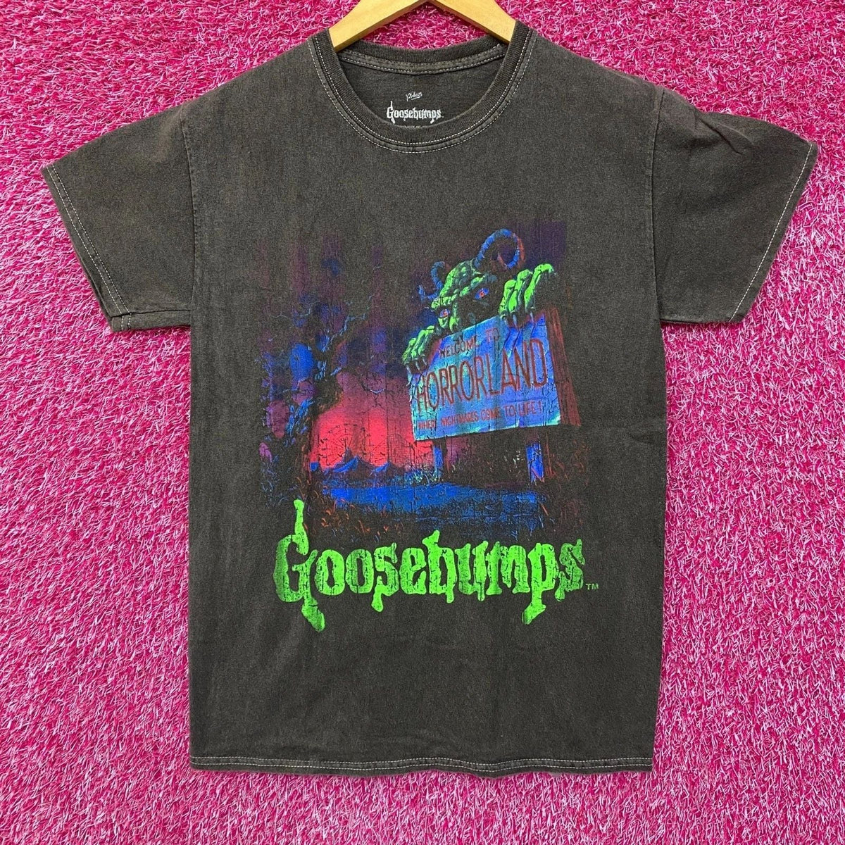 Goosebumps Welcome to Horrorland Graphic Design Small Unisex