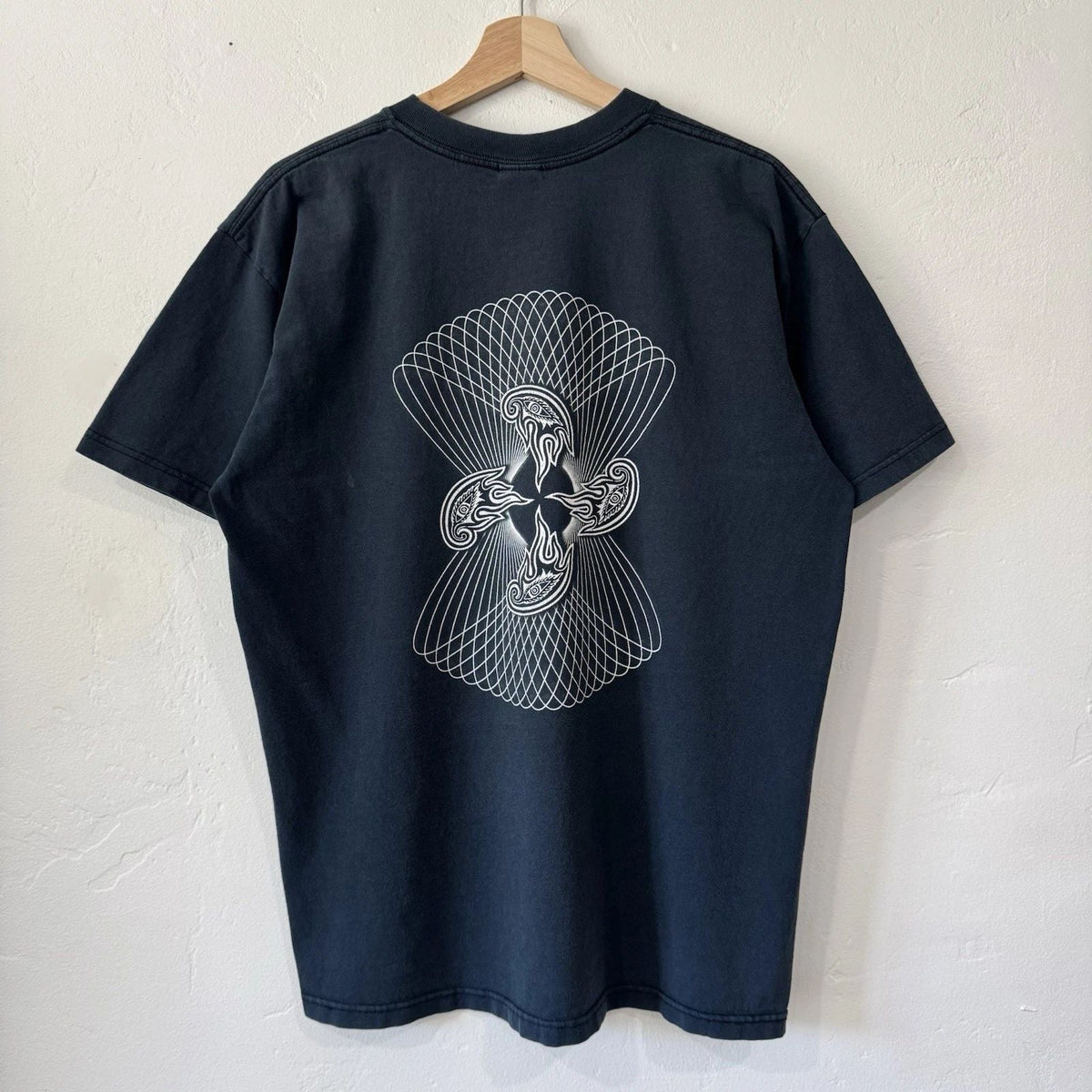 Vintage 2002 Tool Lateralus Tour Alternative Rock Band Tee Unisex