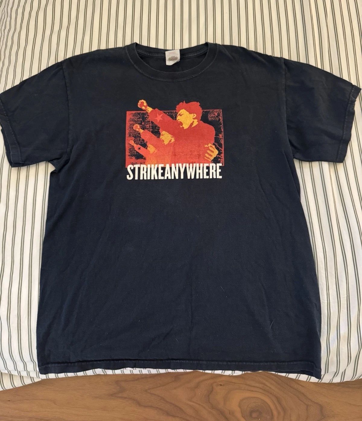 Strike Anywhere shirt large bad religion nofx pennywise Unisex