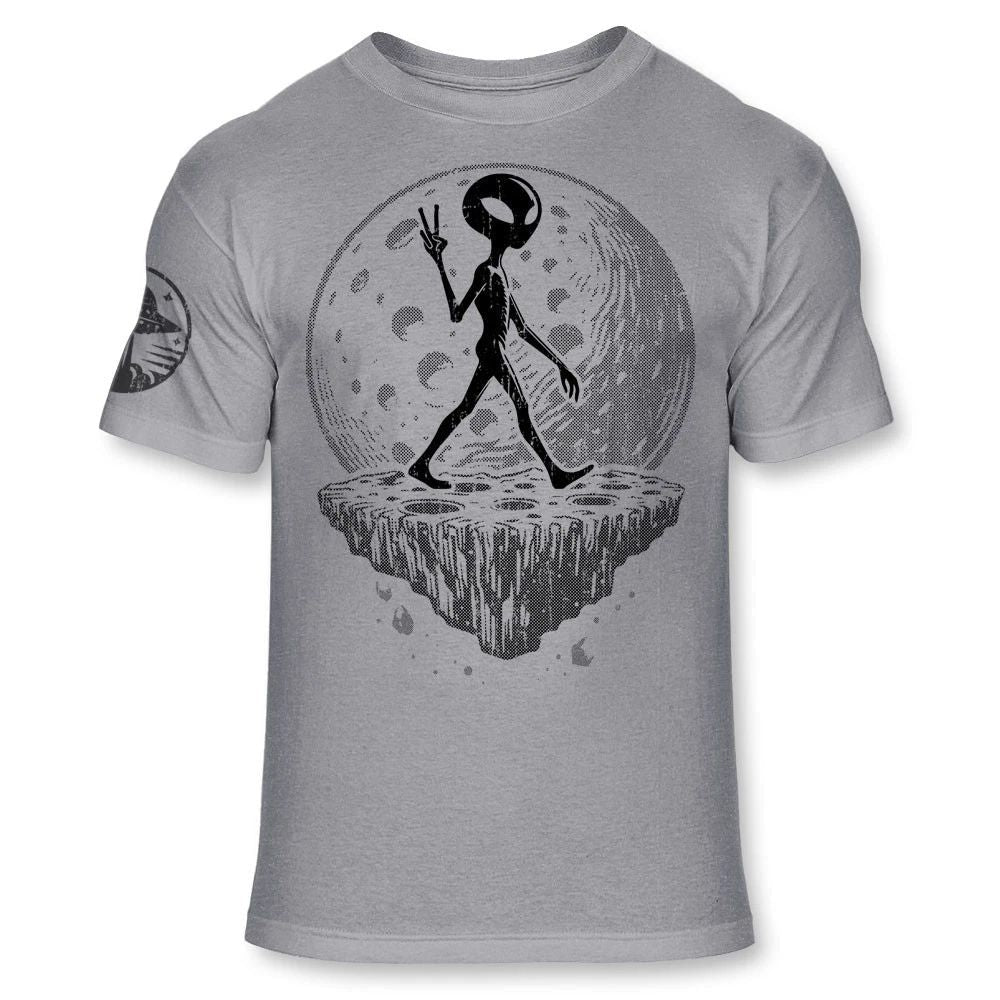 Alien , Funny UFO Space Martian Walking Peace Sign silhouette shirt E166 Unisex