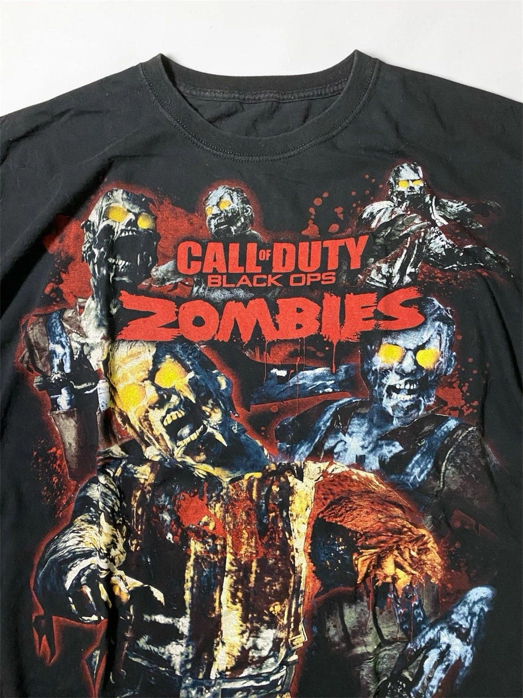 Vintage Call Of Duty Black Ops Zombies Game Promo Y2K Size 2XL Unisex