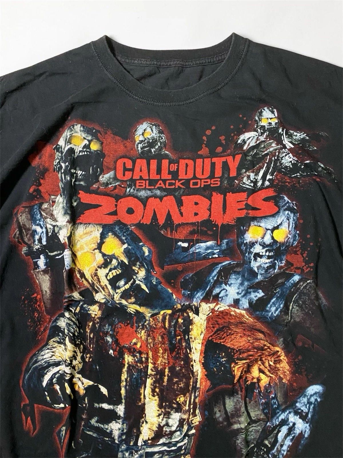Vintage Call Of Duty Black Ops Zombies Game Promo Y2K Size 2XL Unisex