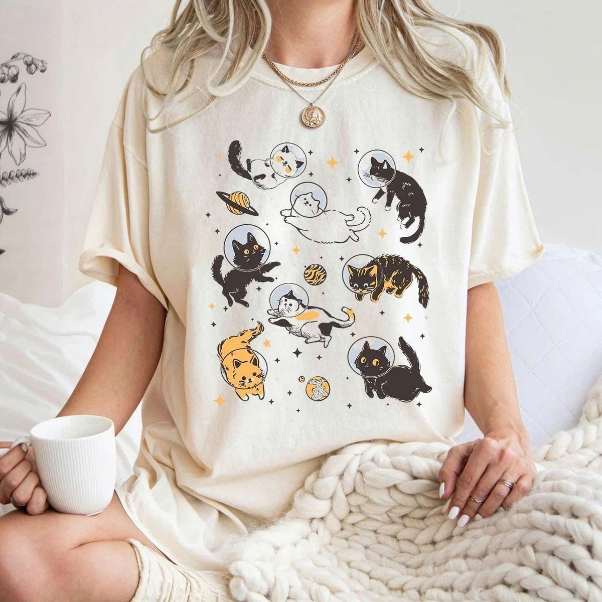 Comfort Colors Cats in Space Shirt Funny Cat Shirt Oversized Shirt Aesthetic Unisex