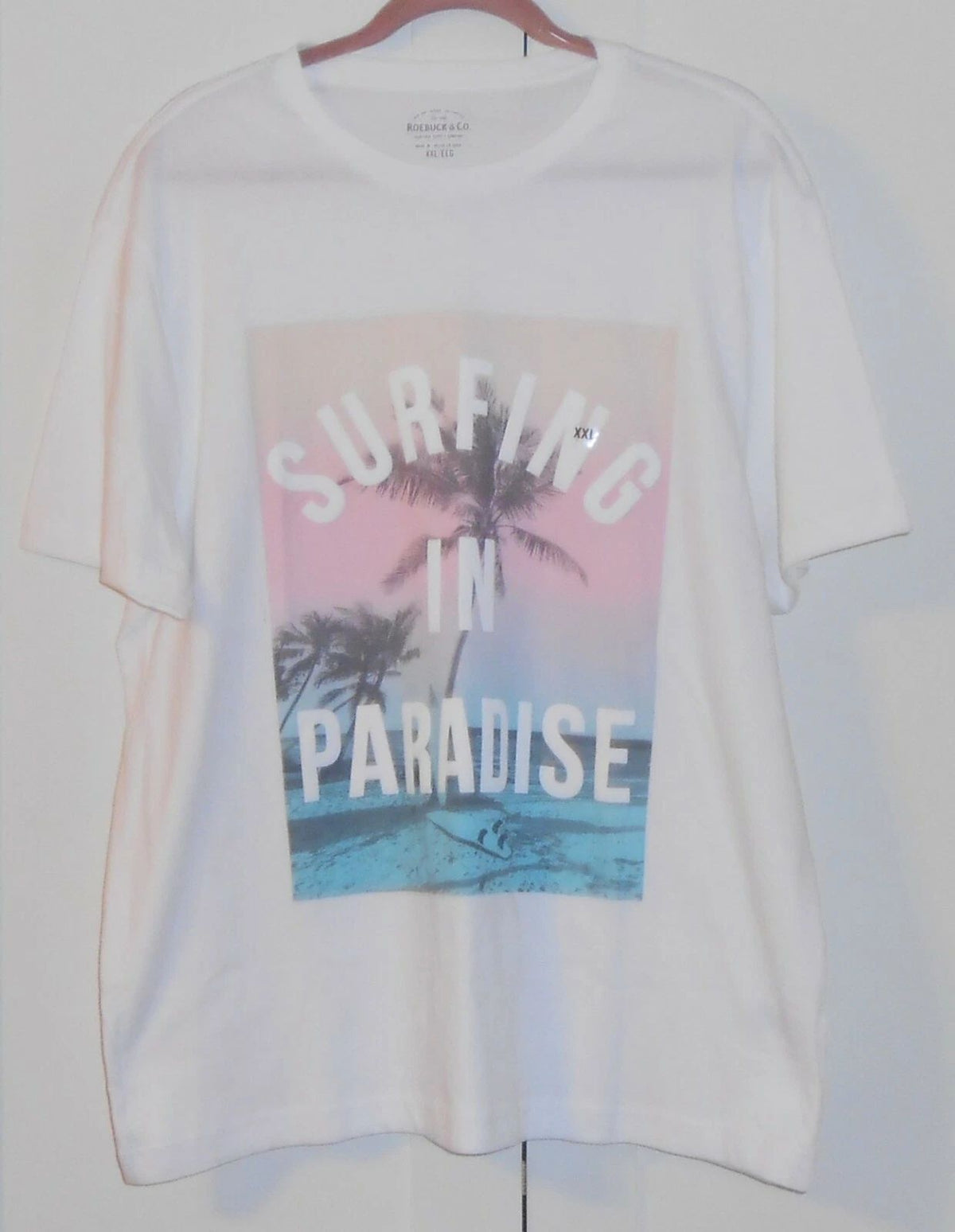 MEN'S ROEBUCK & CO. WHITE "SURFING IN PARADISE" S/S TEE - SIZE XXLARGE Unisex