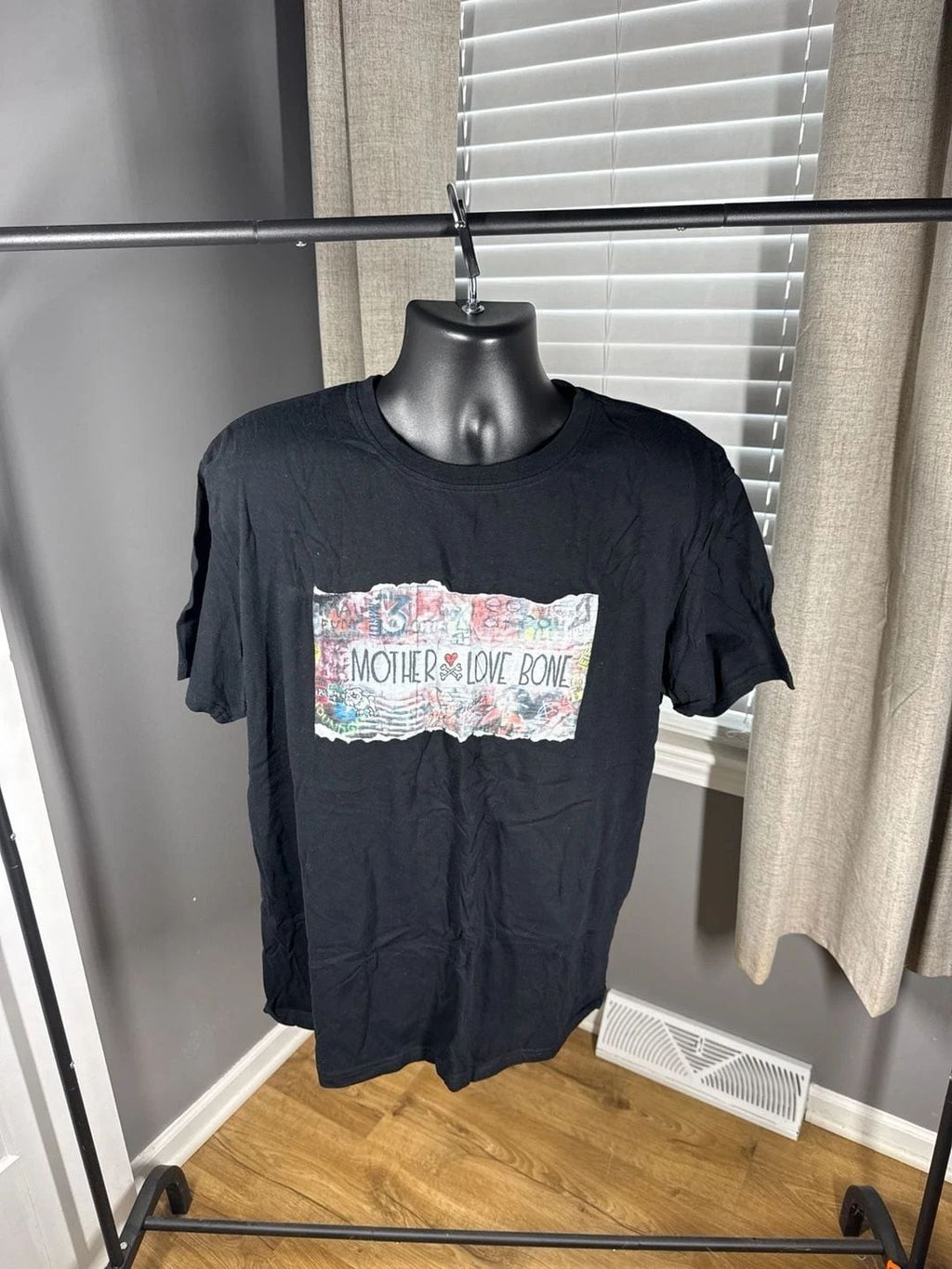 Mother Love Bone Grunge Band Graphic Black Size XXL Unisex