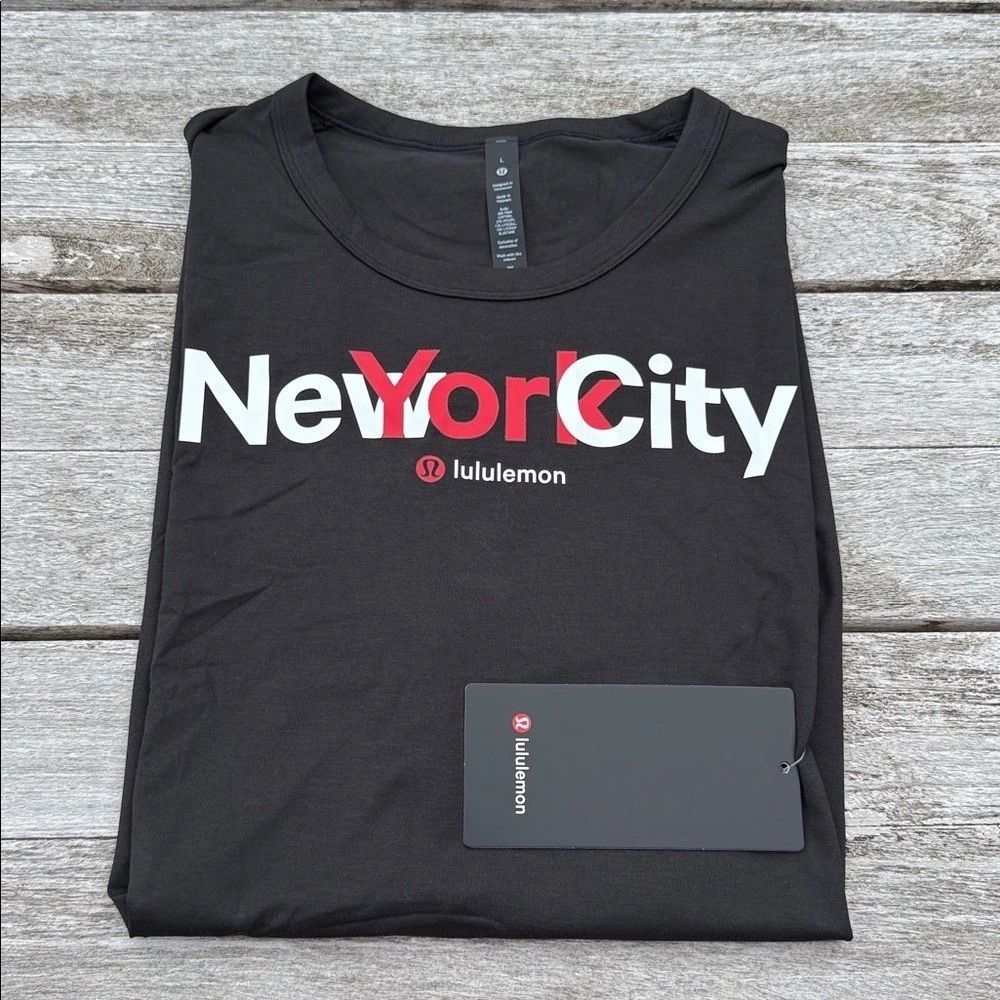 Lululemon Men's Fundamental Tee shirt NEW YORK size LARGE NWT 🍎 Unisex