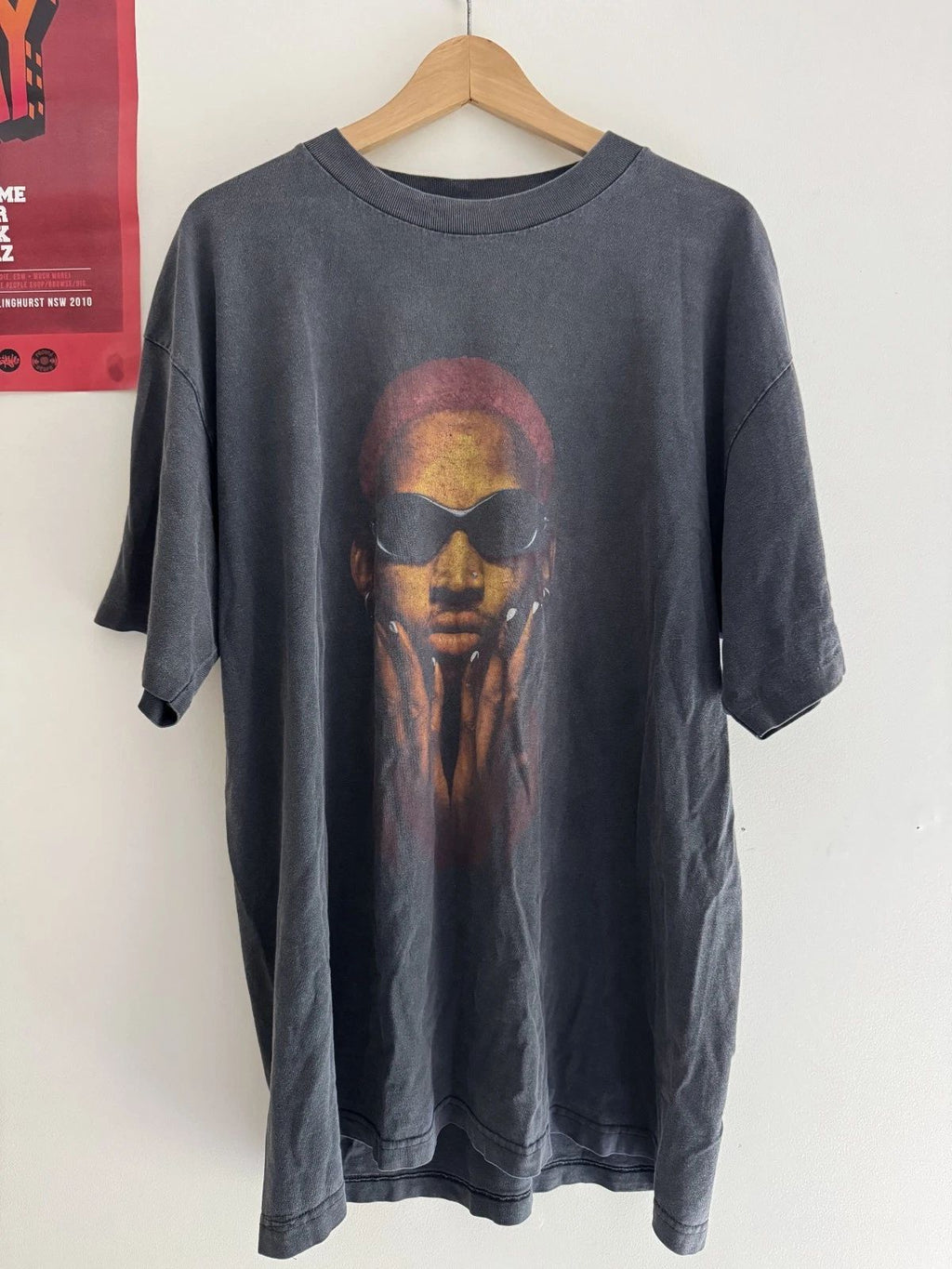 Vintage Dennis Rodman NOT OF THIS WORLD 90s Unisex