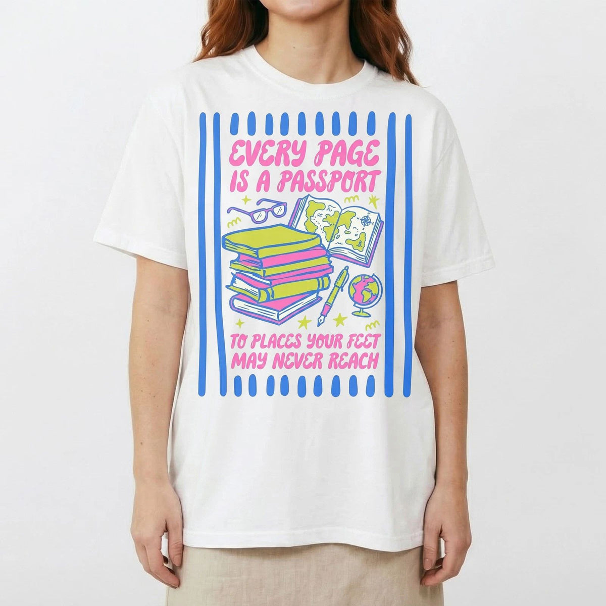 Book Stack Globe Travel Vintage Graphic Reading Wanderlust Gift Tee Unisex