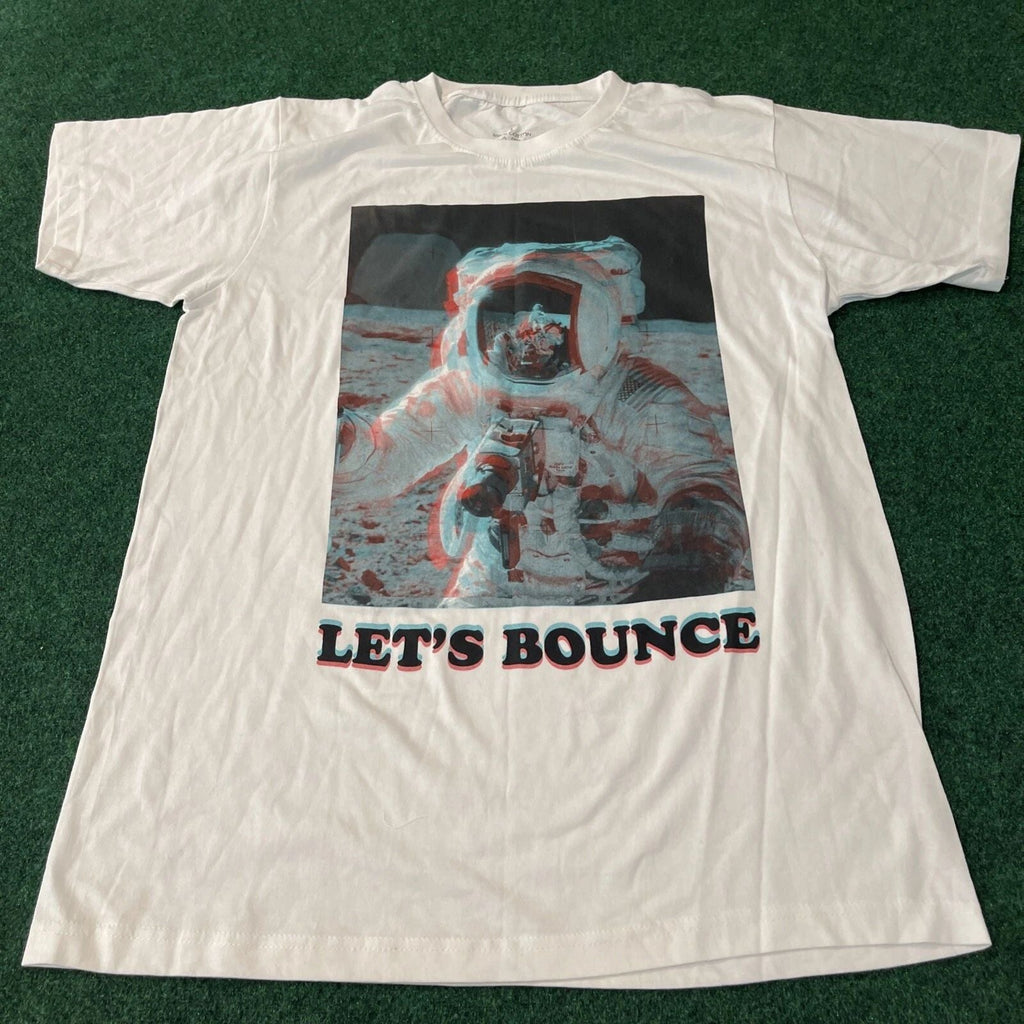 “Let’s Bounce “ Astronaut Graphic T Shirt Men Size Large White Unisex