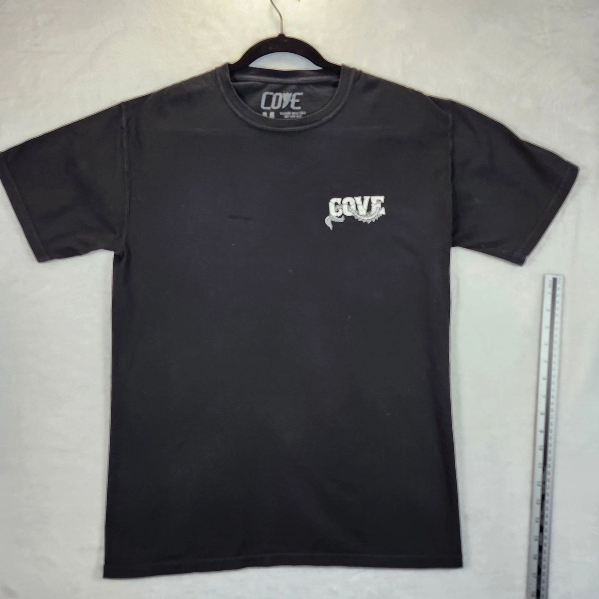 COVE Black Graphic T Shirt Men's Medium Pirate Ship Kraken Ocean Unisex