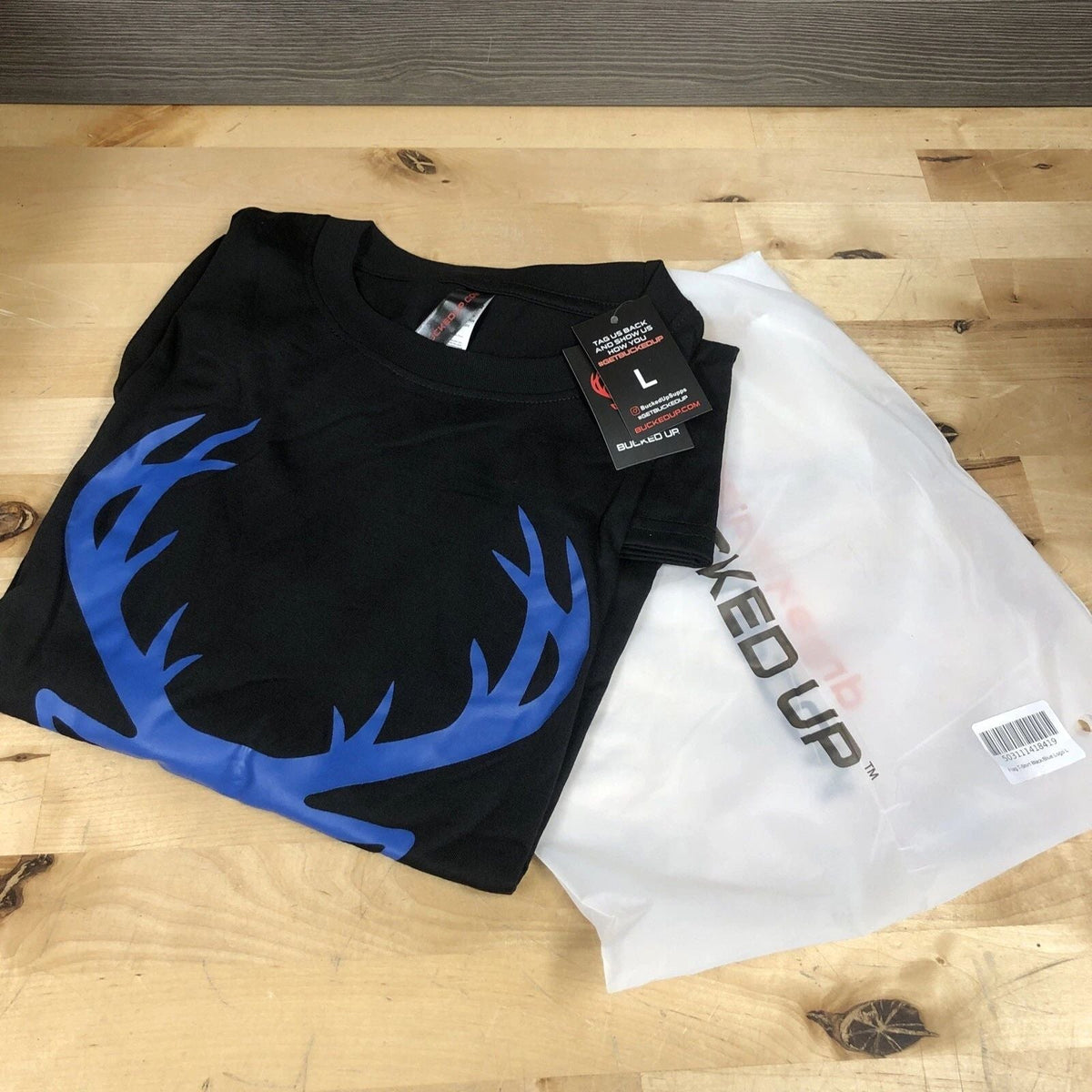 Bucked Up Men’s Flag T Shirt Black Blue Logo Size Large New Unisex