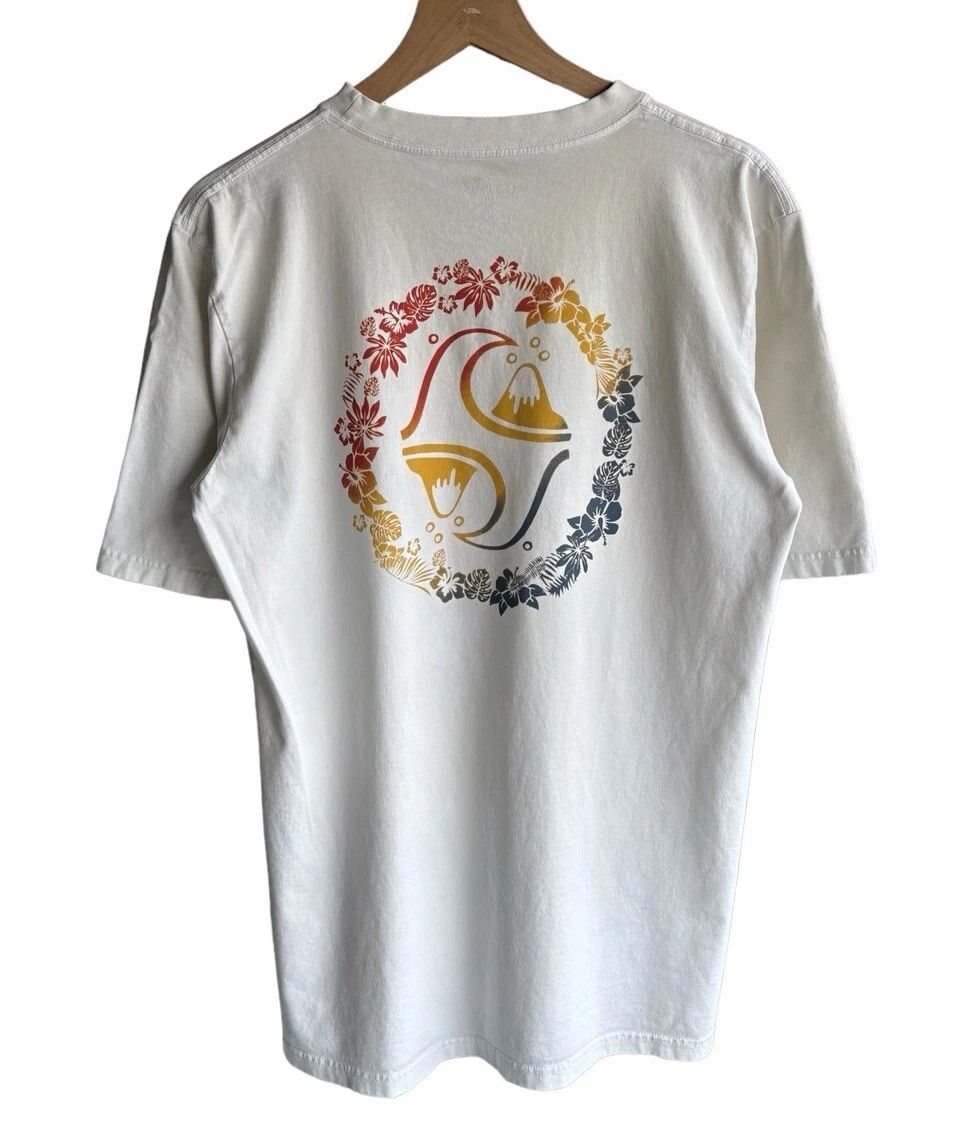 Vintage Retro Quiksilver Surf Rainbow Tee Size M Unisex