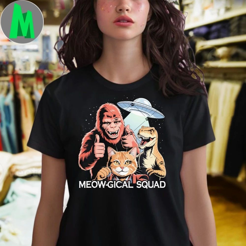Cat Selfie With Bigfoot Dinosaur UFO Shirt Unisex
