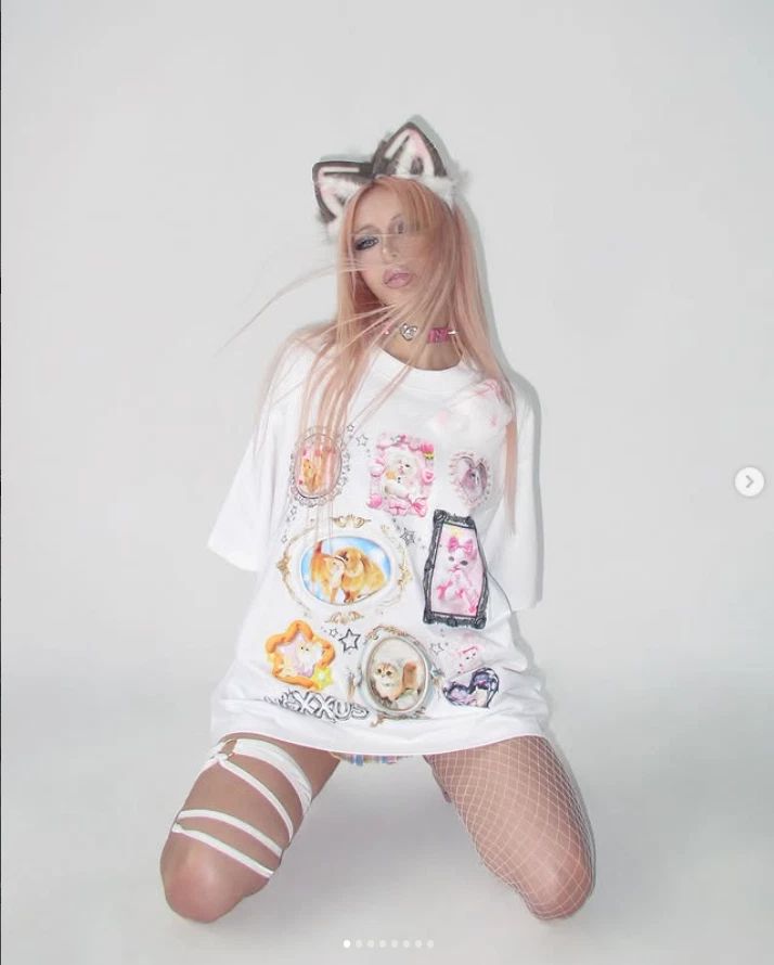 NEXXUS CATS IN FRAMES COQUETTE AESTHETIC VINTAGE RIBBON BOW TEE S-5XL Unisex