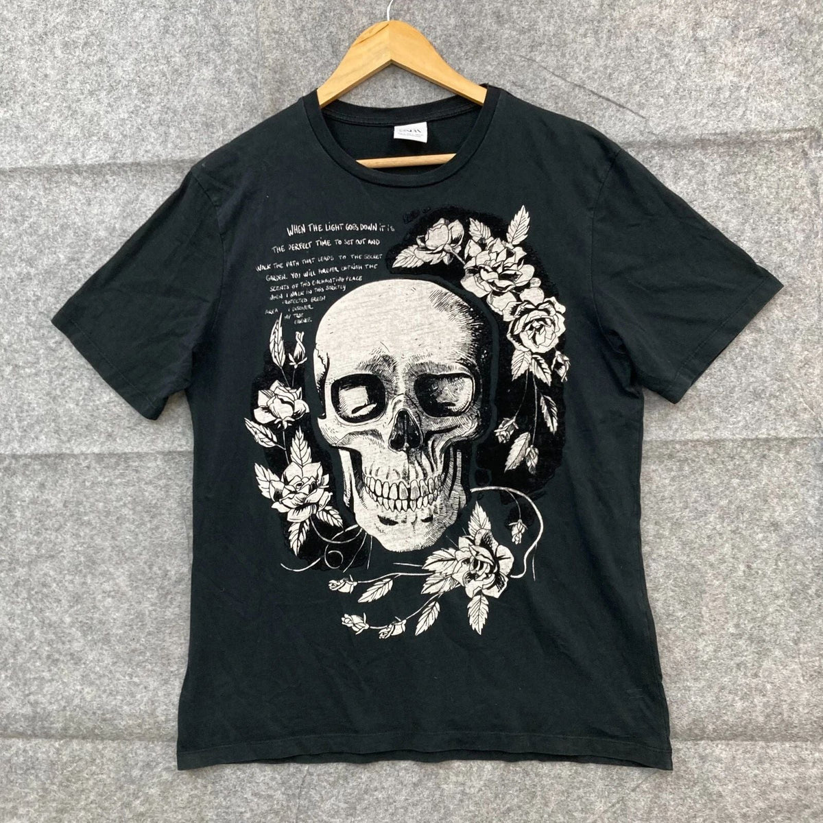 Zara Mens L Large Slim Fit Black Skull Short Sleeve Crew Neck 34310 Unisex